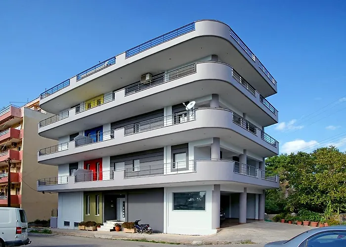 Kyparissia Luxury Home
